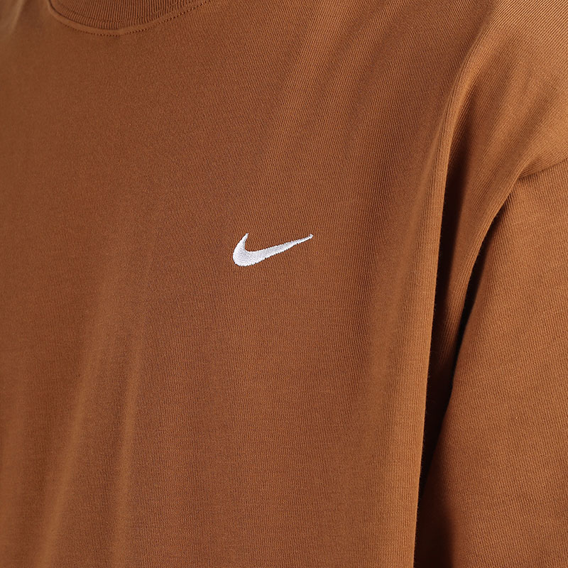 мужская коричневая футболка Nike Nikelab NRG Tee CV0559-281 - цена, описание, фото 3